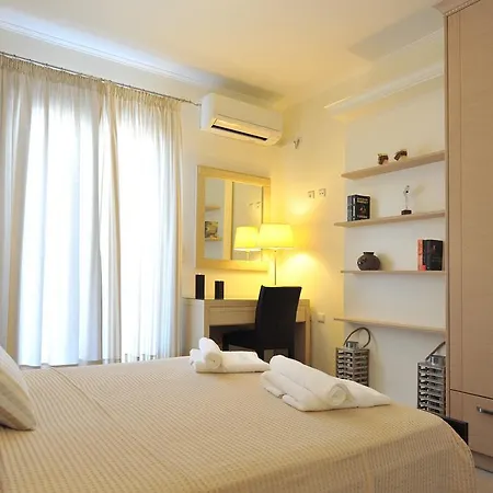 Aerolithos 4* Adamantas (Milos)