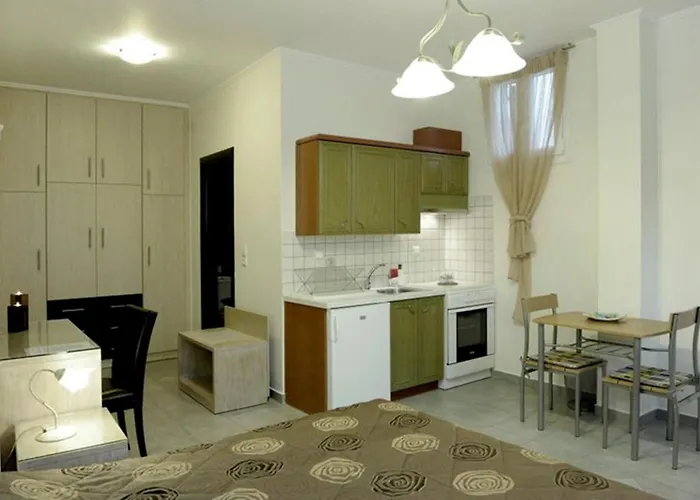 בית הארחה Aerolithos