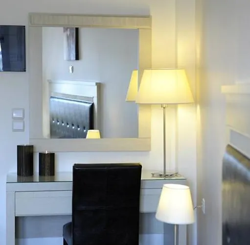 Aerolithos אדאמאס