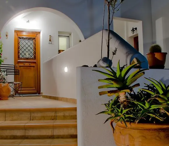 Aerolithos Guest house