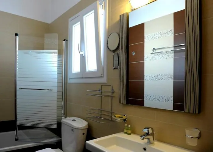 Aerolithos Guest house 4*