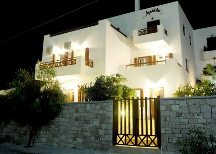 Guest house Aerolithos Adamantas (Milos)