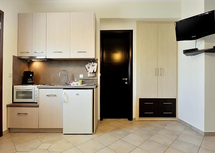 Aerolithos Guest house